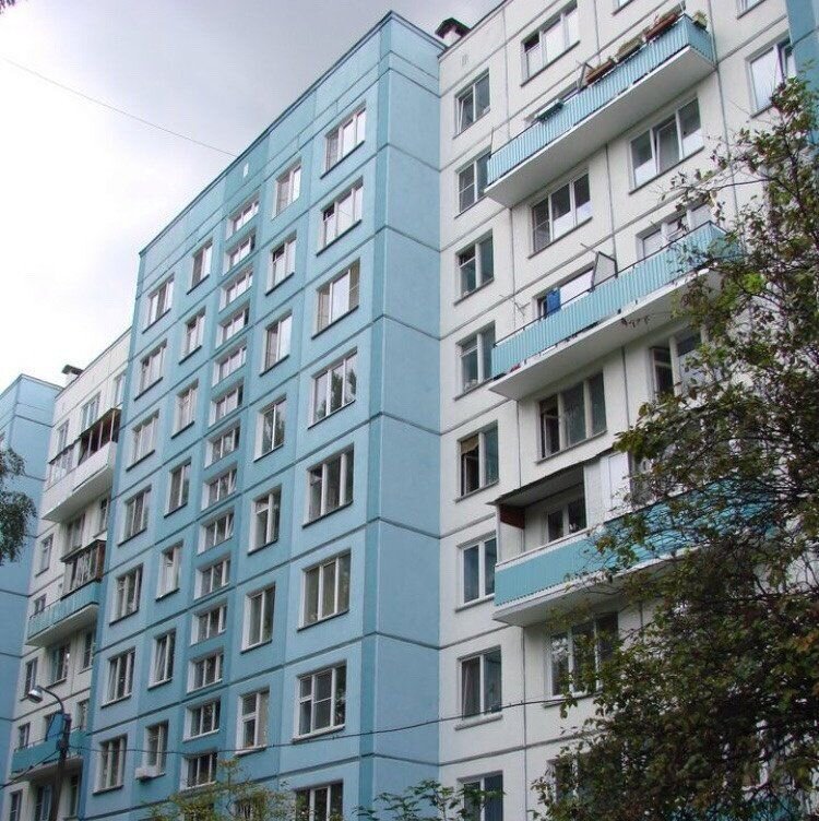 Пример дома 606-й серии после реставрации фасада. Источник: Яндекс.Картинки