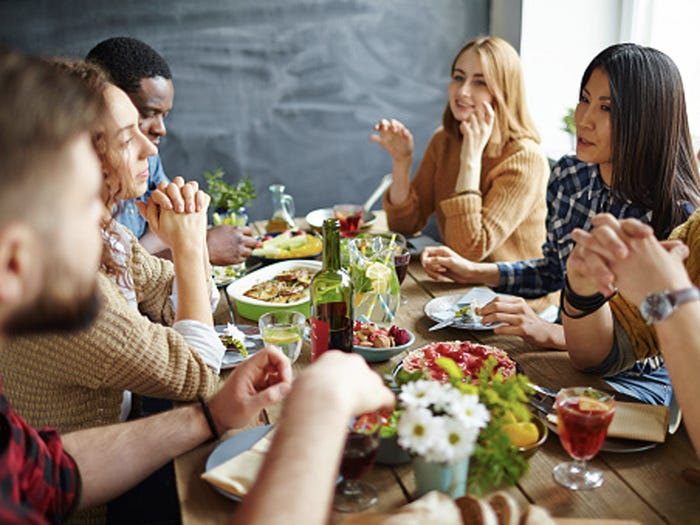 ПОЛИВИТАМИНЫ: ОТКАЖИТЕСЬ — ВСЁ НЕОБХОДИМОЕ ДАСТ ВАМ СБАЛАНСИРОВАННОЕ ПИТАНИЕ.