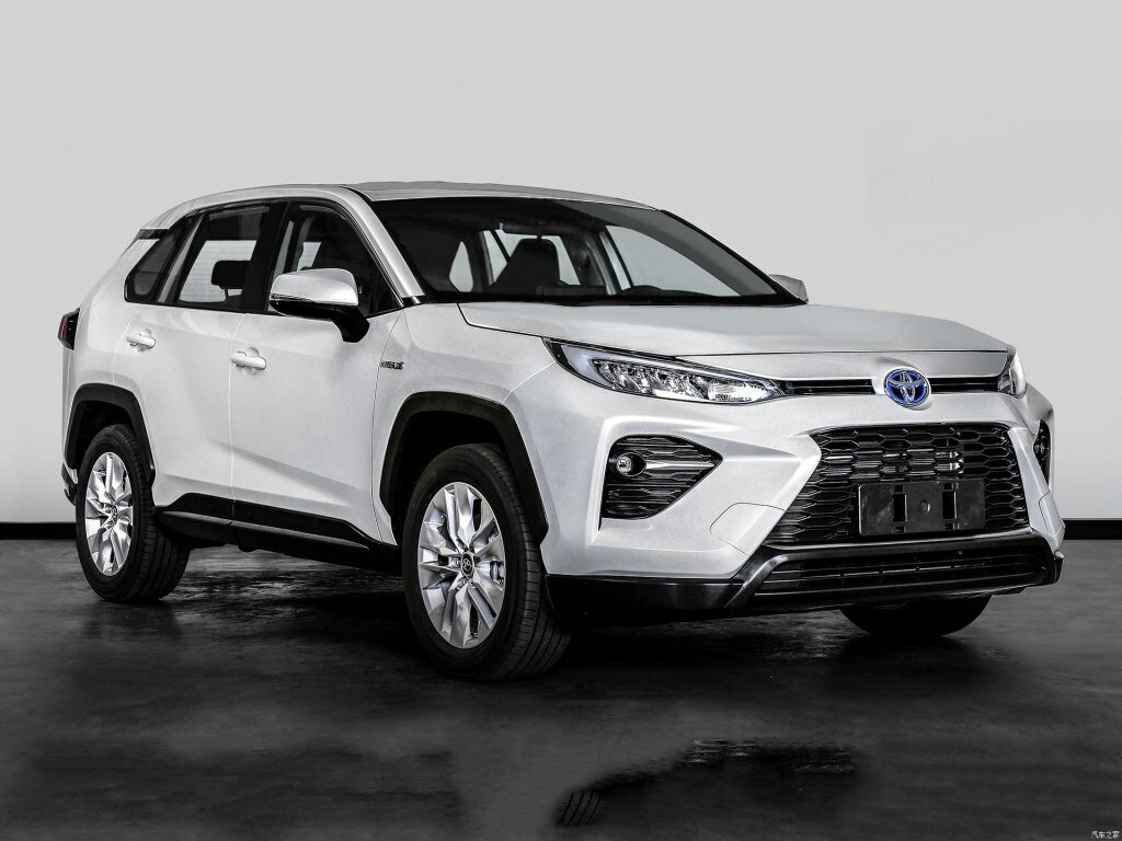 Toyota RAV4 Style: безальтернативный монохром