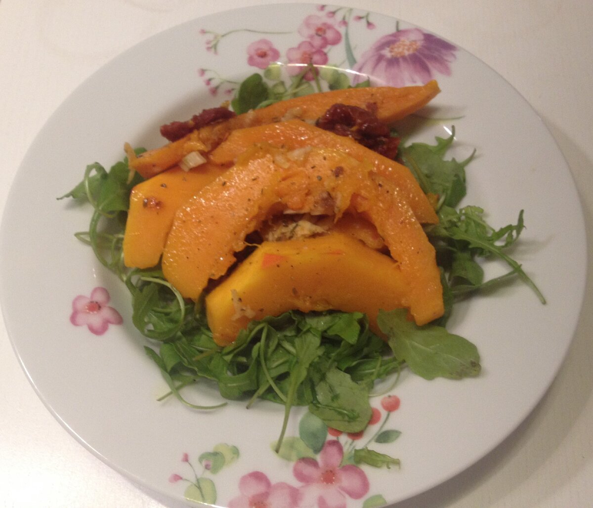 Теплый салат из тыквы  