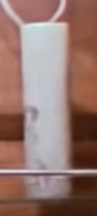 Я предлагаю рассмотреть кадры фильма - вдруг там найдется что-то такое, что вы не заметили?-5