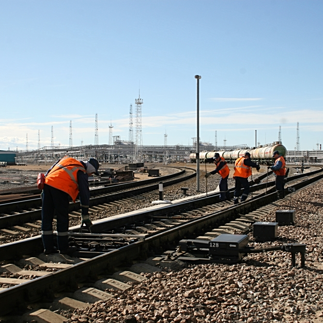 Осуществление текущего содержания ж/д пути