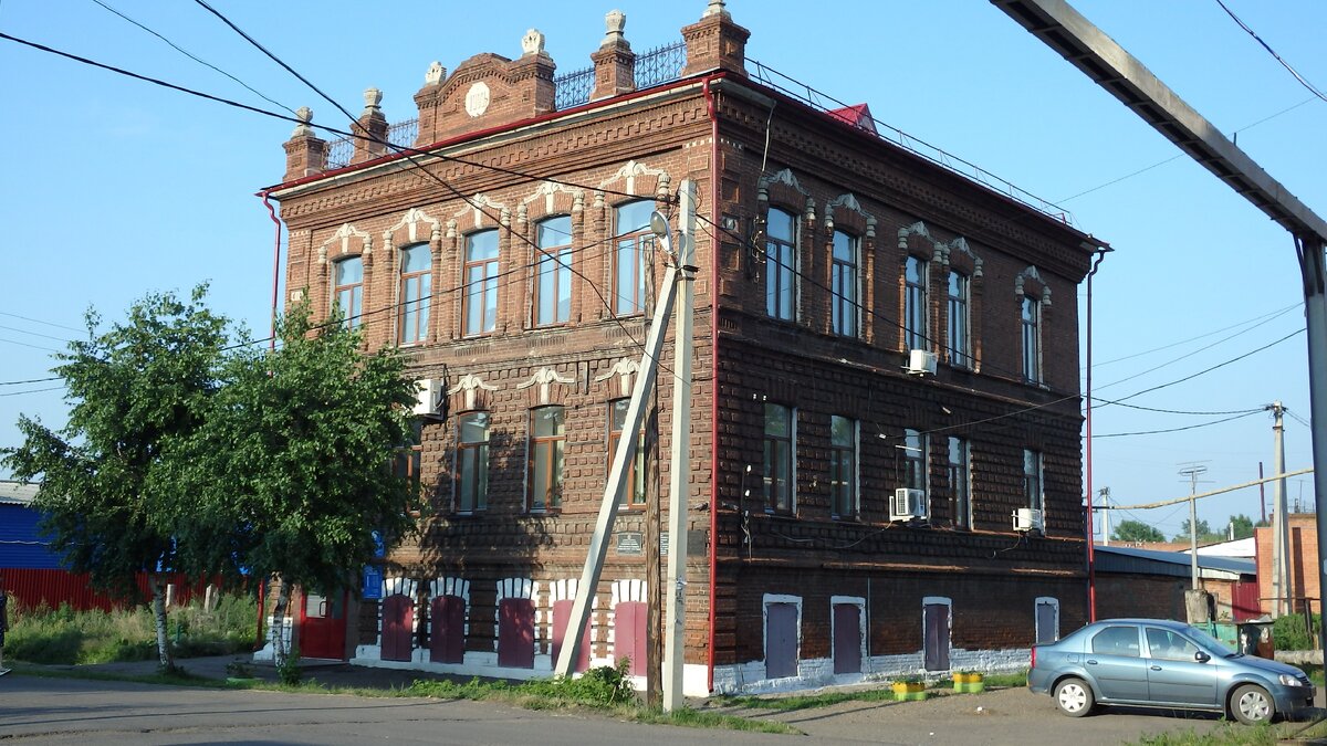 В городе мариинске какие еще работы есть. Купеческий дом город Кунгур. Мариинск город музей картинка. КЭС Кунгур здание. Все Антиповы которые есть только в Мариинске фото.