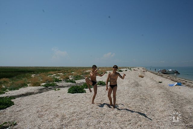 Арабатская стрела - островной отдых 