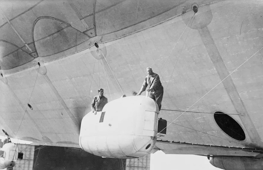 Перелёт Р. Амундсена на дирижабле "Норвегия". 1926 г. Яндекс.Картинки.