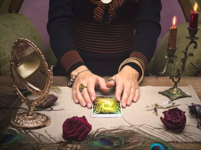 Кто будет твоим мужем? Гадание на картах Таро 2020