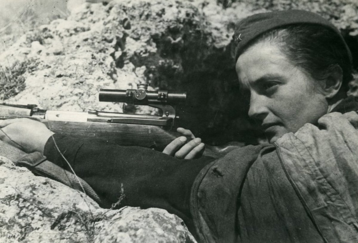 Снайпер советского союза женщина. Снайперша Павлюченко.
