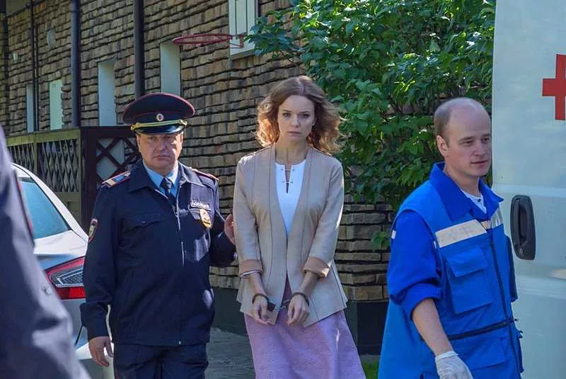 Посторонний 2019. Токсичная любовь мелодрама 2020