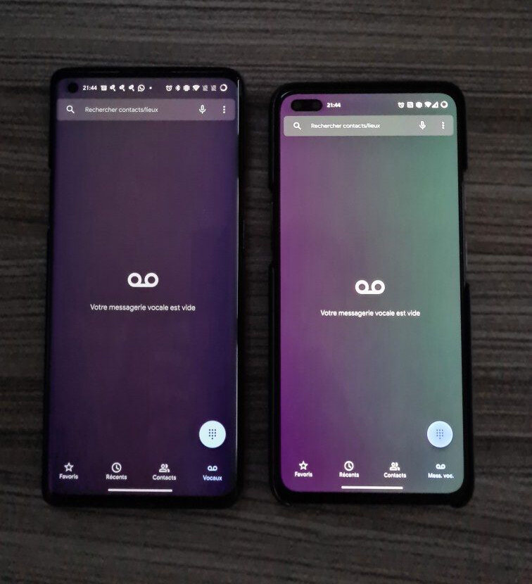 OnePlus Nord (справа) и топовый OnePlus 8 Pro (слева)