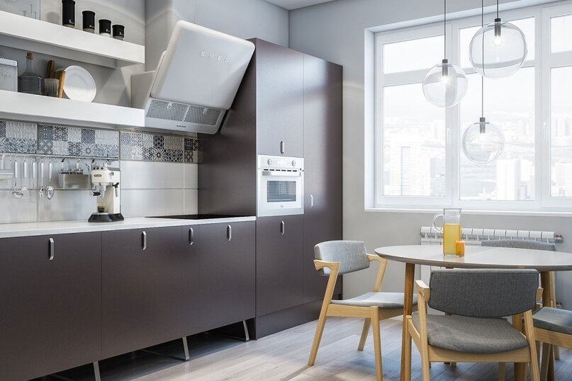 Окна без штор и свободный балкон