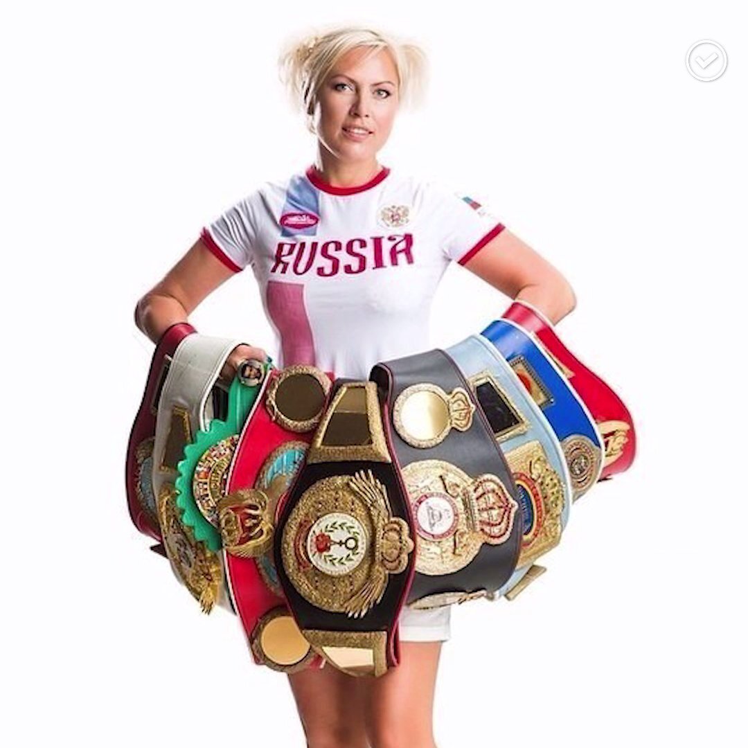 Чемпионка бокса среди женщин