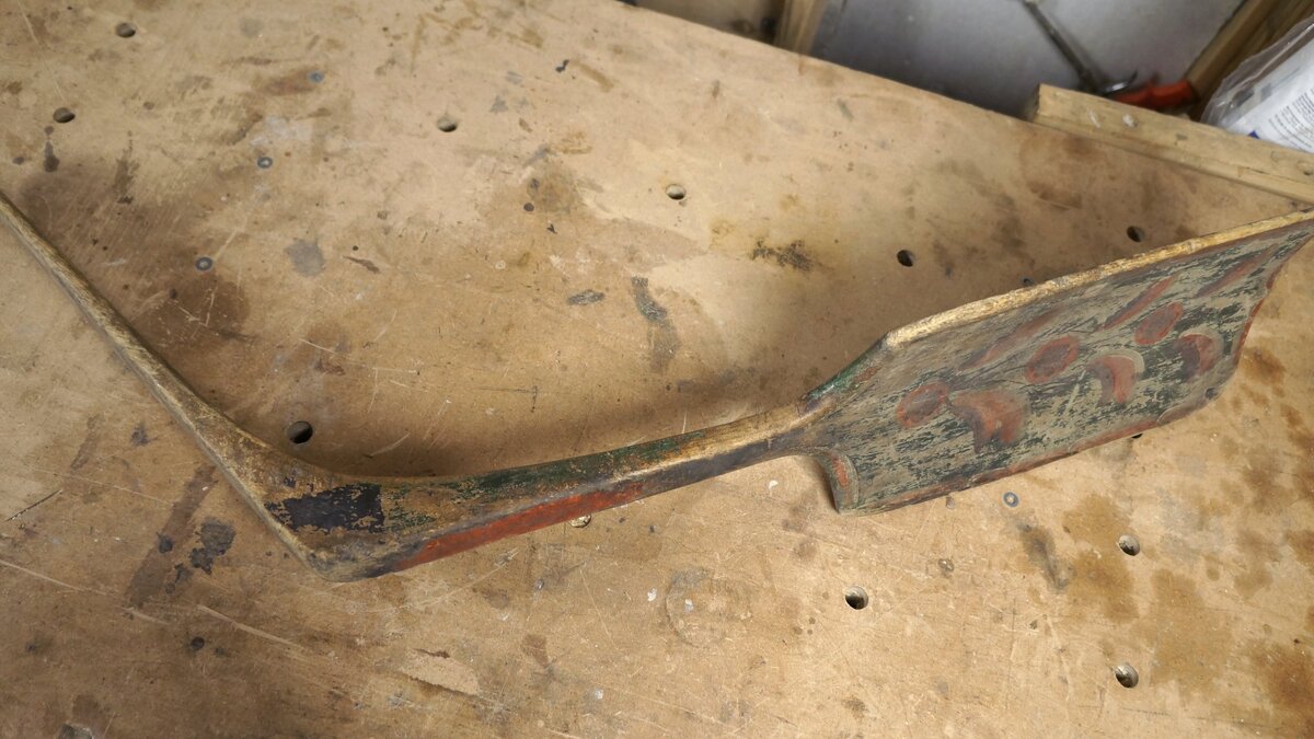 Старинная прялка с нашего чердака. Фото автора