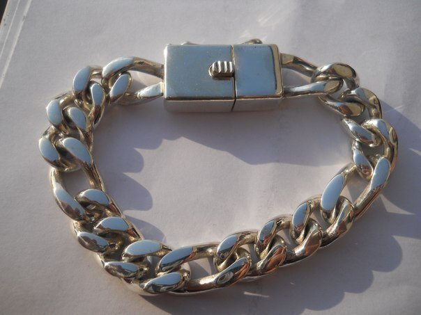 Фигаро. Мужской массивный браслет. Серебро 925 пробы.