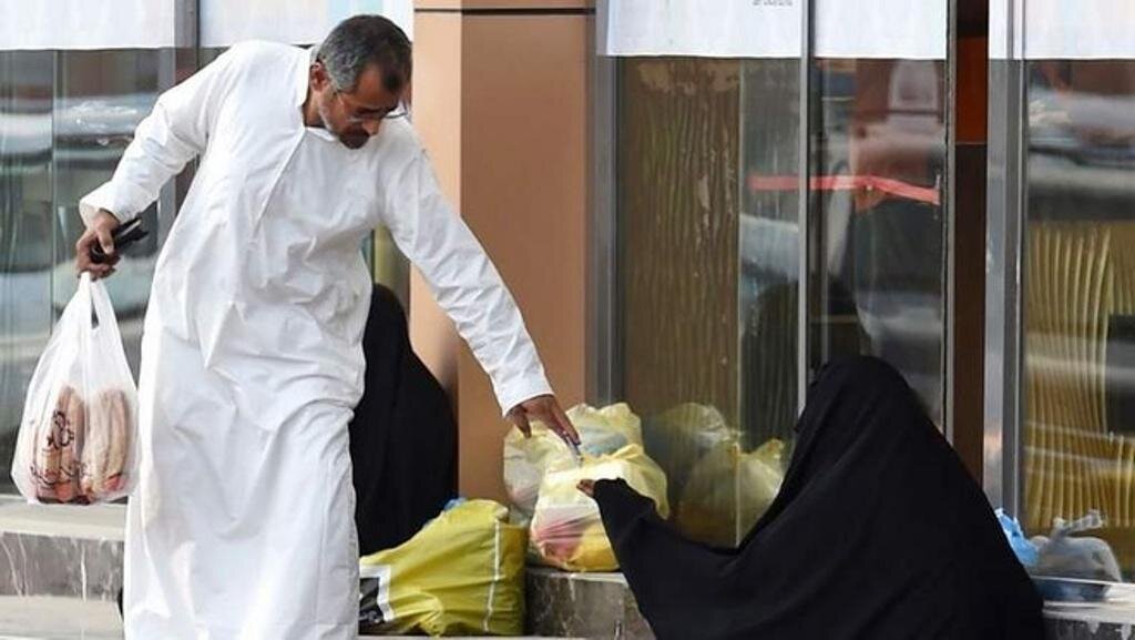 благотворительная помощь людям, сострадание пример, чувство милосердия