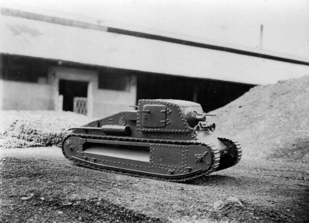 Макет Carro Armato da 9 T в исходном виде.