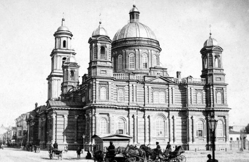 Казань. Воскресенский собор, XIX-XX вв. Фото неизвестного.