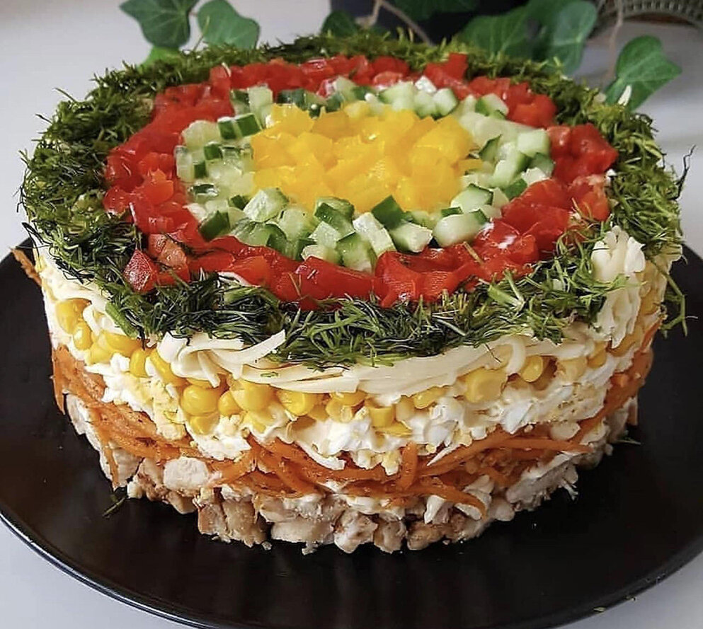 фаршированные помидоры черри капрезе. горячие салаты на праздничный стол. горячие салаты на праздничный стол. украшение свадебных салатов. необычные салаты на праздничный стол.