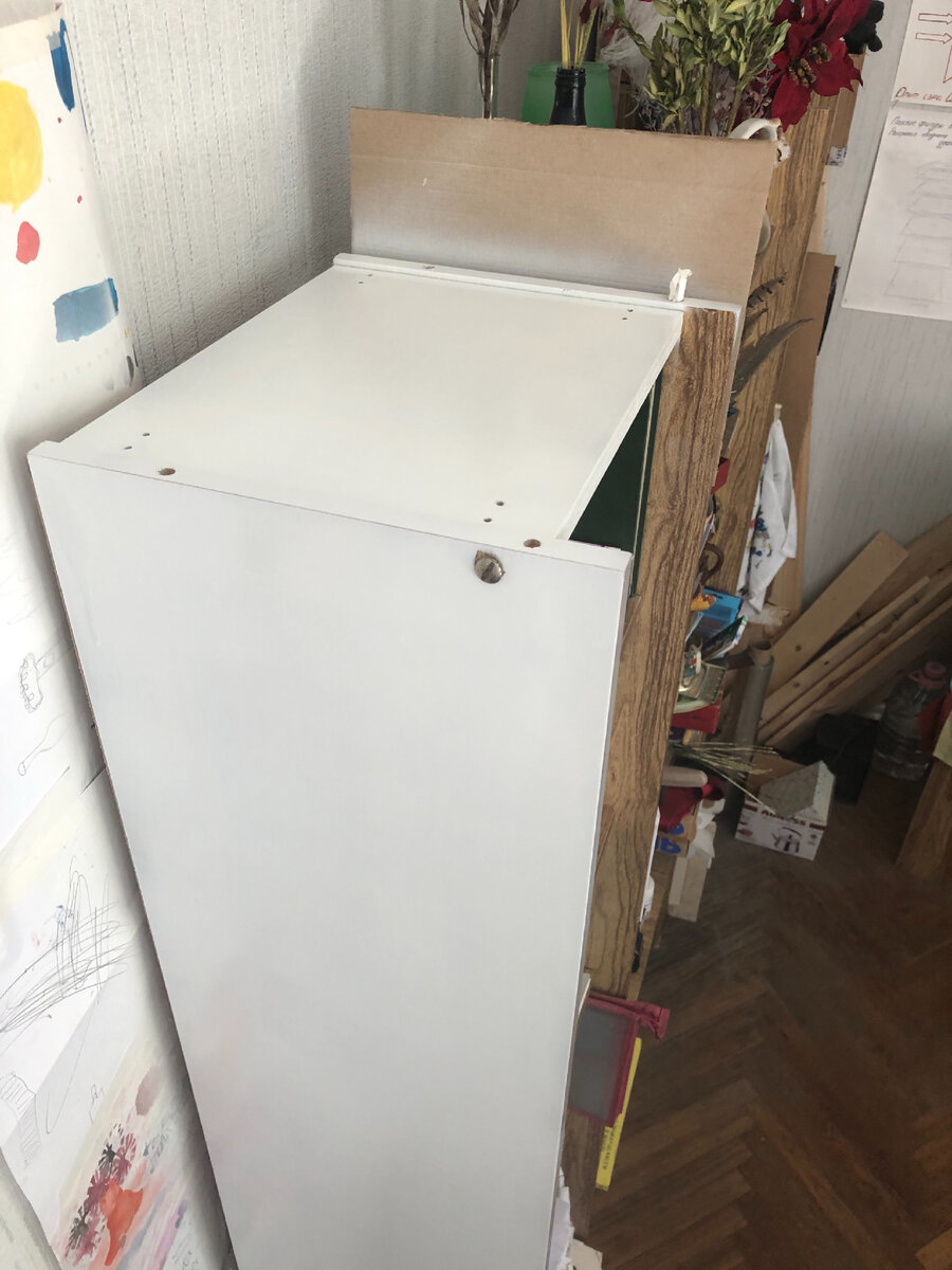 Левая часть стеллажа