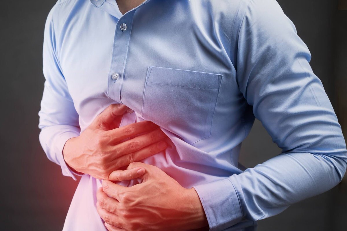 Боль в желудке. Фото: https://medprostatit.ru/revmoksikam.html