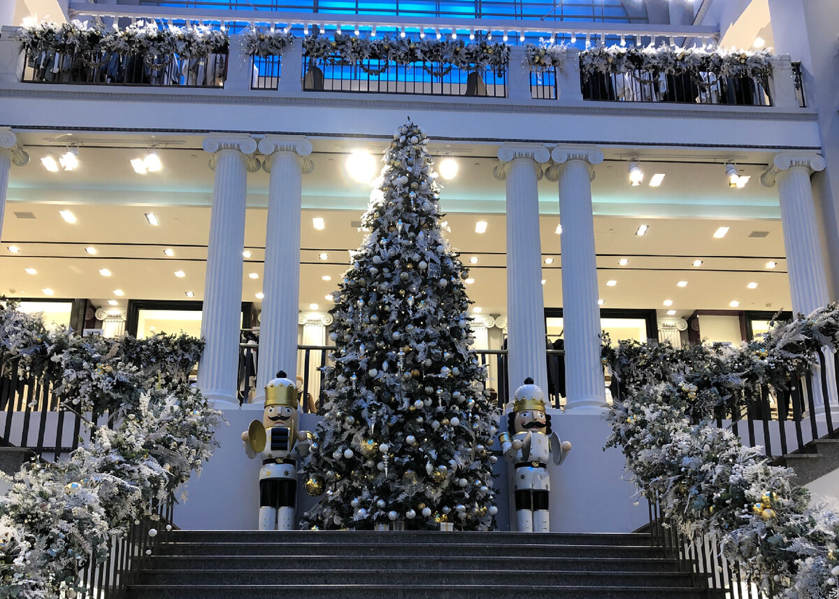 Очень красиво, конечно🎄
