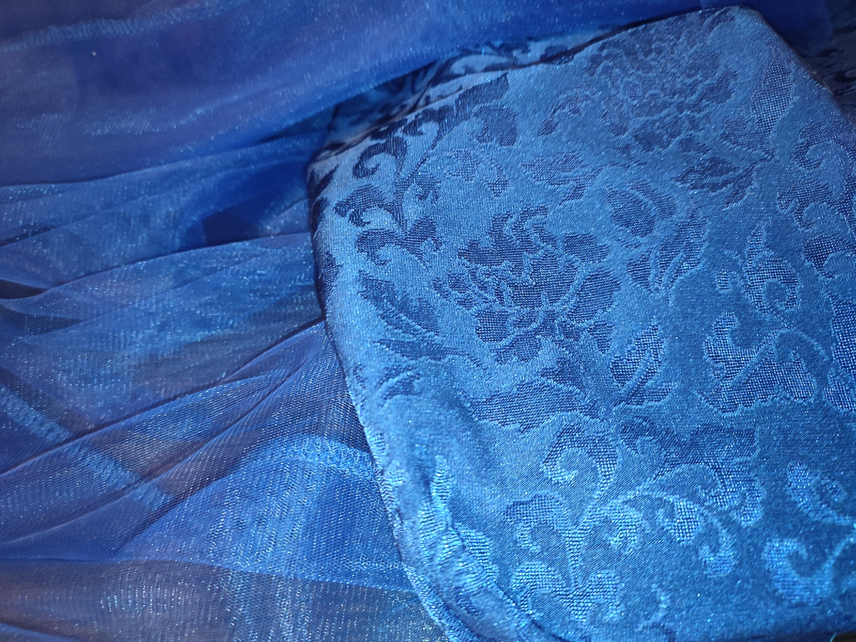 Будущее платье. Младшая дочь в предвкушении) 