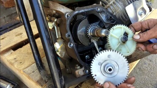 Двигатель мото-блока,сильная отдача при заводке!"Лягается" паскудник ...