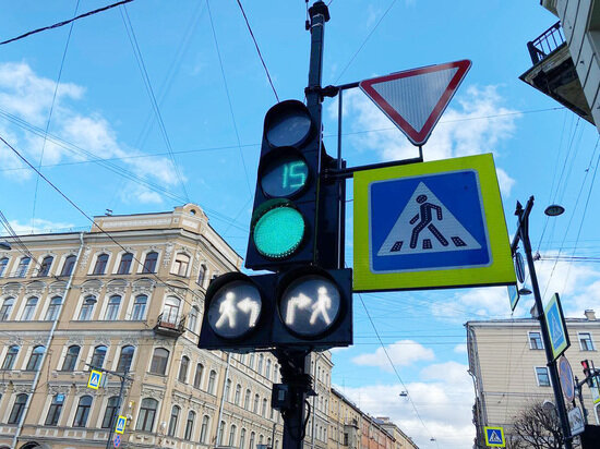     Многие светофоры контролируются удаленно. Фото: Baltphoto