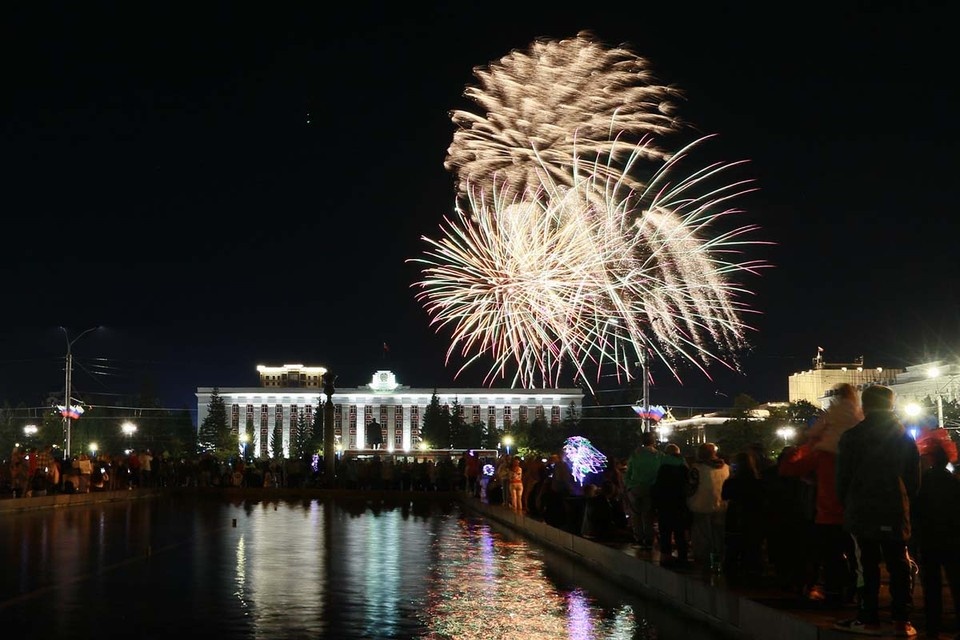     Салют в День города в Барнауле 2022 Олег УКЛАДОВ
