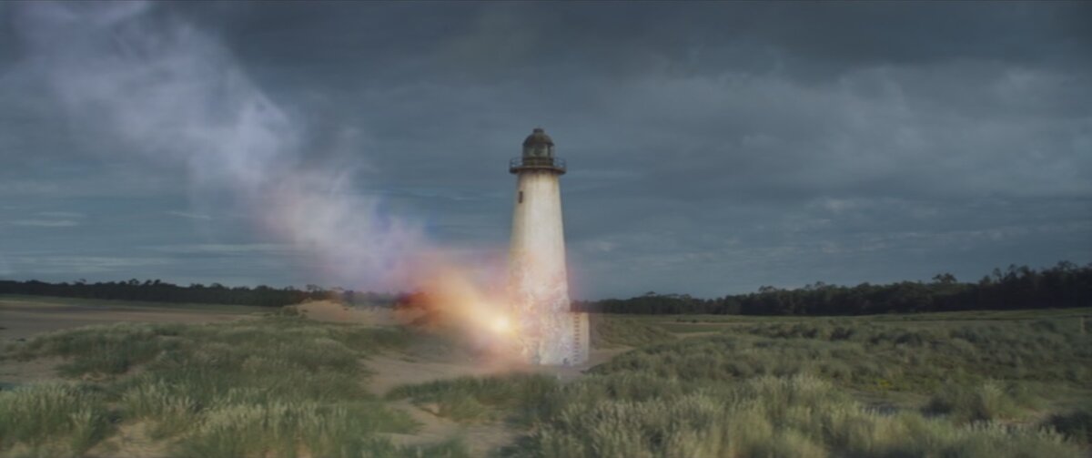 Что про фильм можно сказать точно, так это то, что он сделан очень красиво. Я бы даже сказал атмосферно. Все скриншоты – мои.