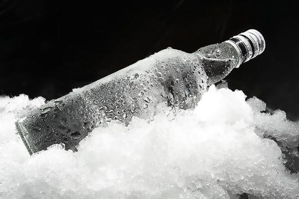 Что происходит, когда пьешь ледяную водку?