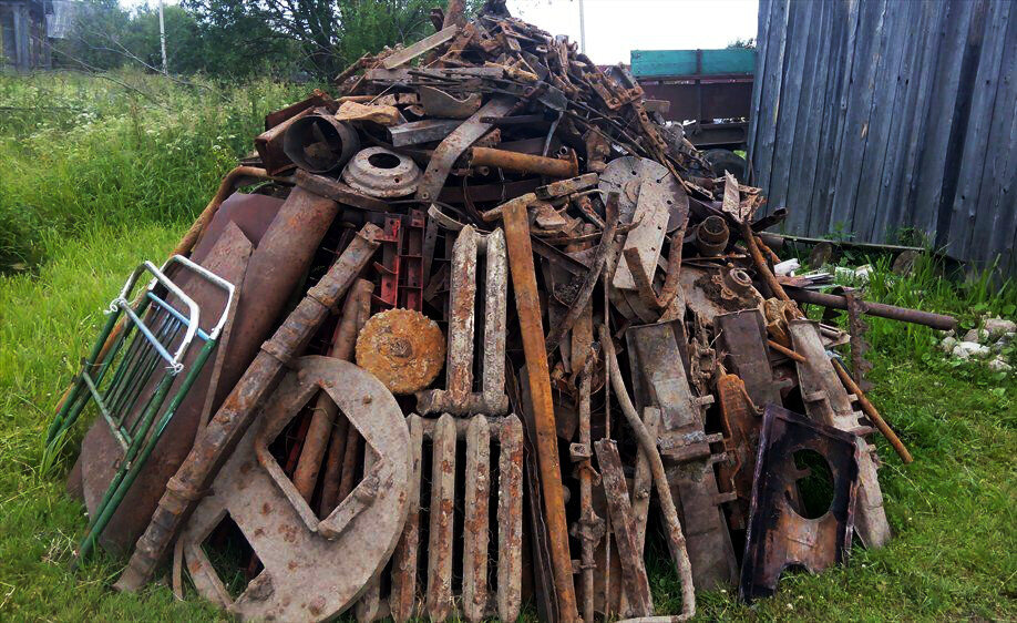 Куча металла. Картинка из интернета для иллюстрации рассказа