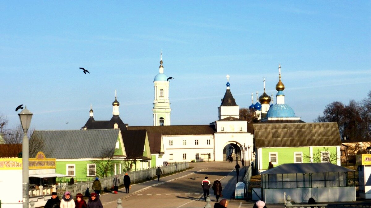 Введенский ставропигиальный мужской монастырь Оптина пустынь