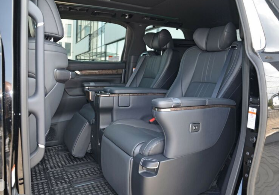 Toyota Alphard Executive Lounge