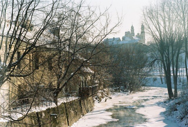 Граница Ужуписа проходит по реке Вильняле.