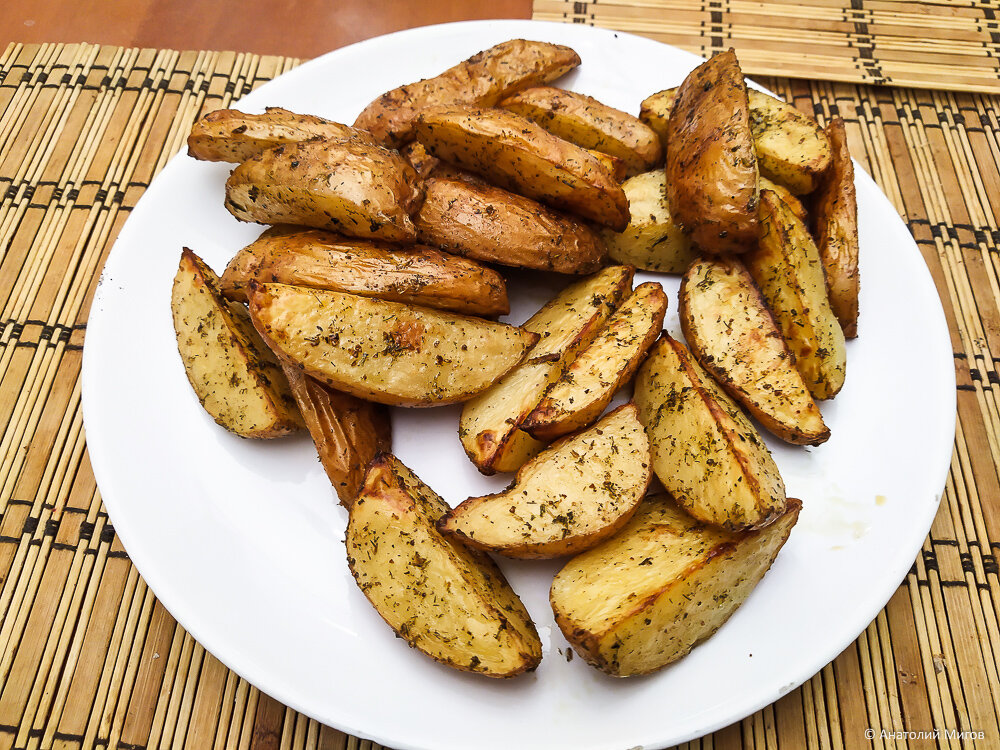 Чисто мужской рецепт картошки, запеченой в духовке