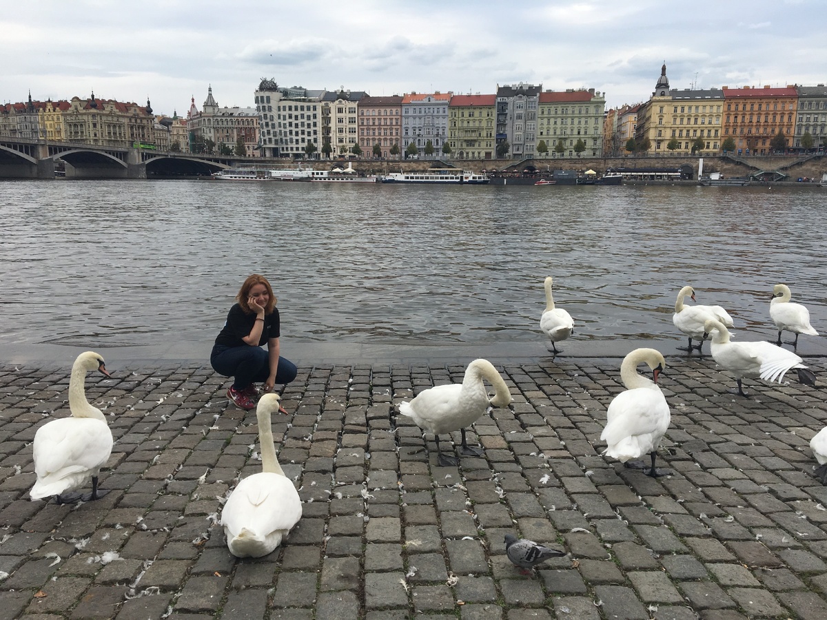 Это я пытаюсь "сойти за свою" в Праге.