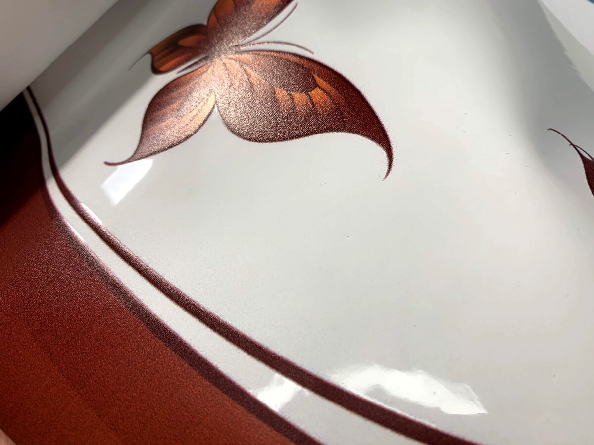 UV-печать на лаке