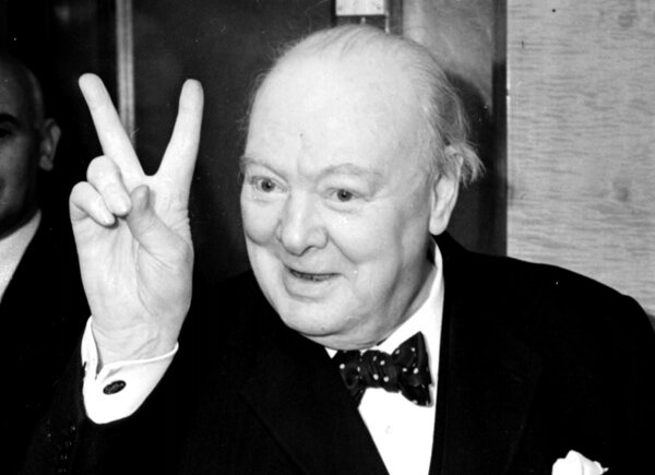 Сэр Уинстон Черчилль, любитель алкоголя и «веселых забав»