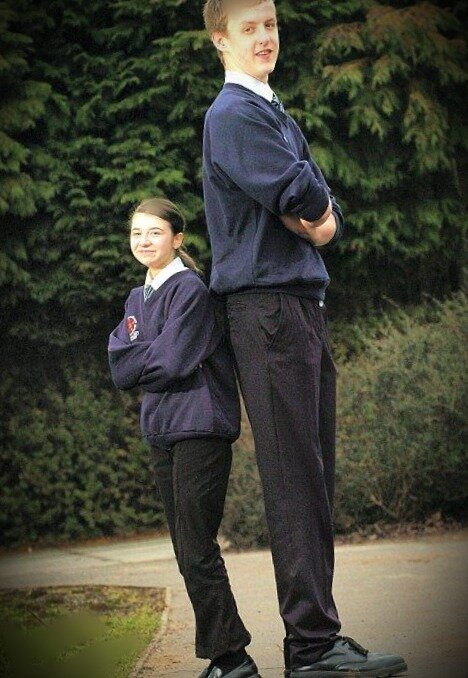 Примерно так я фоткаюсь со своими друзьями