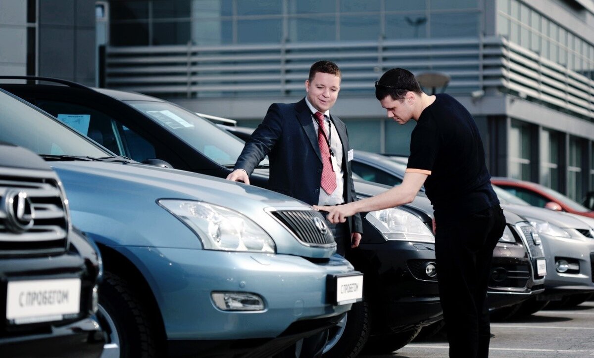 5 косвенных признаков большого пробега автомобиля снаружи, которые может  увидеть каждый, и определить смотан ли пробег | Про запчасти и ремонт | Дзен