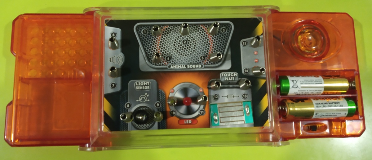 Bombibom "Лаборатория звуков" из серии "Французские опыты" "Науки с Буки"