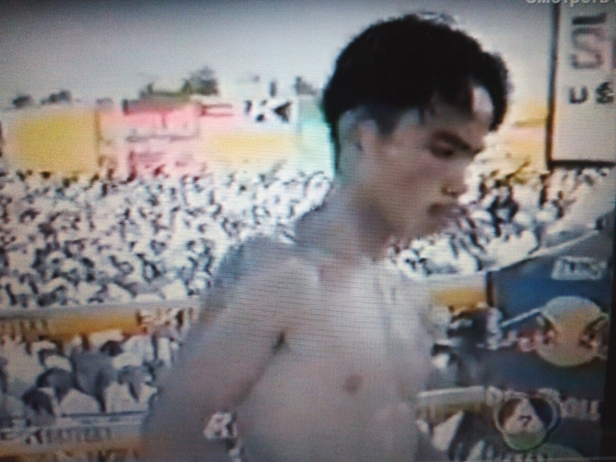 Мэнни  - вообще ещё молодой. 