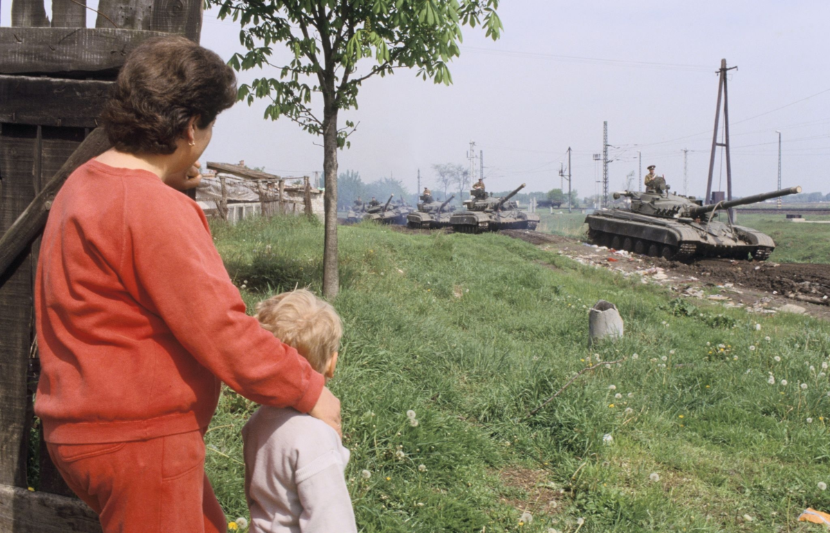 Венгрия 1990 год. Вывод советских войск из Венгрии 1990. Советские войска в Венгрии 1989. Вывод советских войск из Венгрии 1991. 1991 — Завершился вывод советских войск из Венгрии..