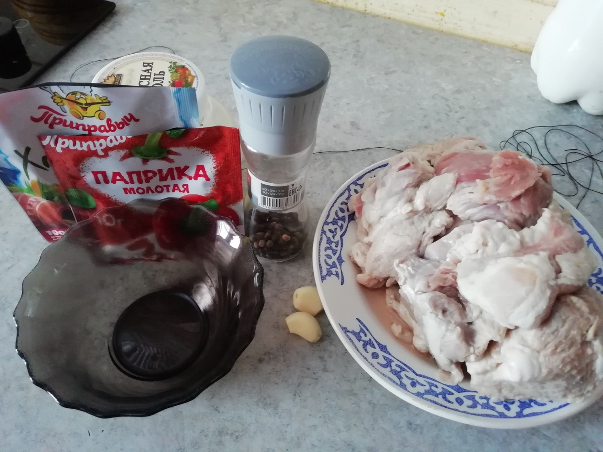 Фото автора. У меня был кусок не цельный, поэтому обязательно надо было обвязывать, чтобы не распался.