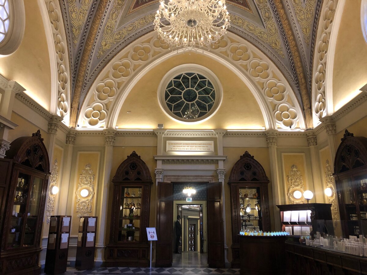 Залы старинной аптеки Санта-Мария-Новелла, Флоренция