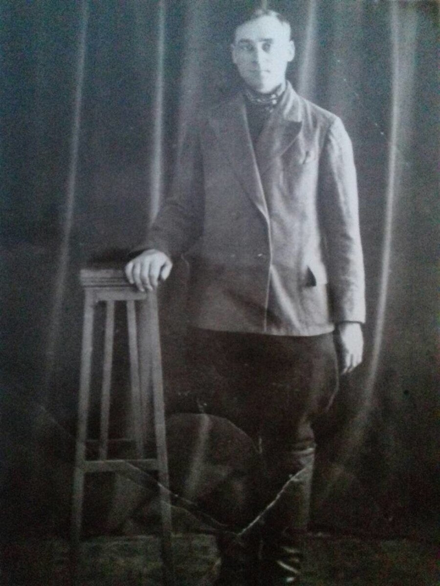 Денисов Николай Алексеевич. Довоенное фото.