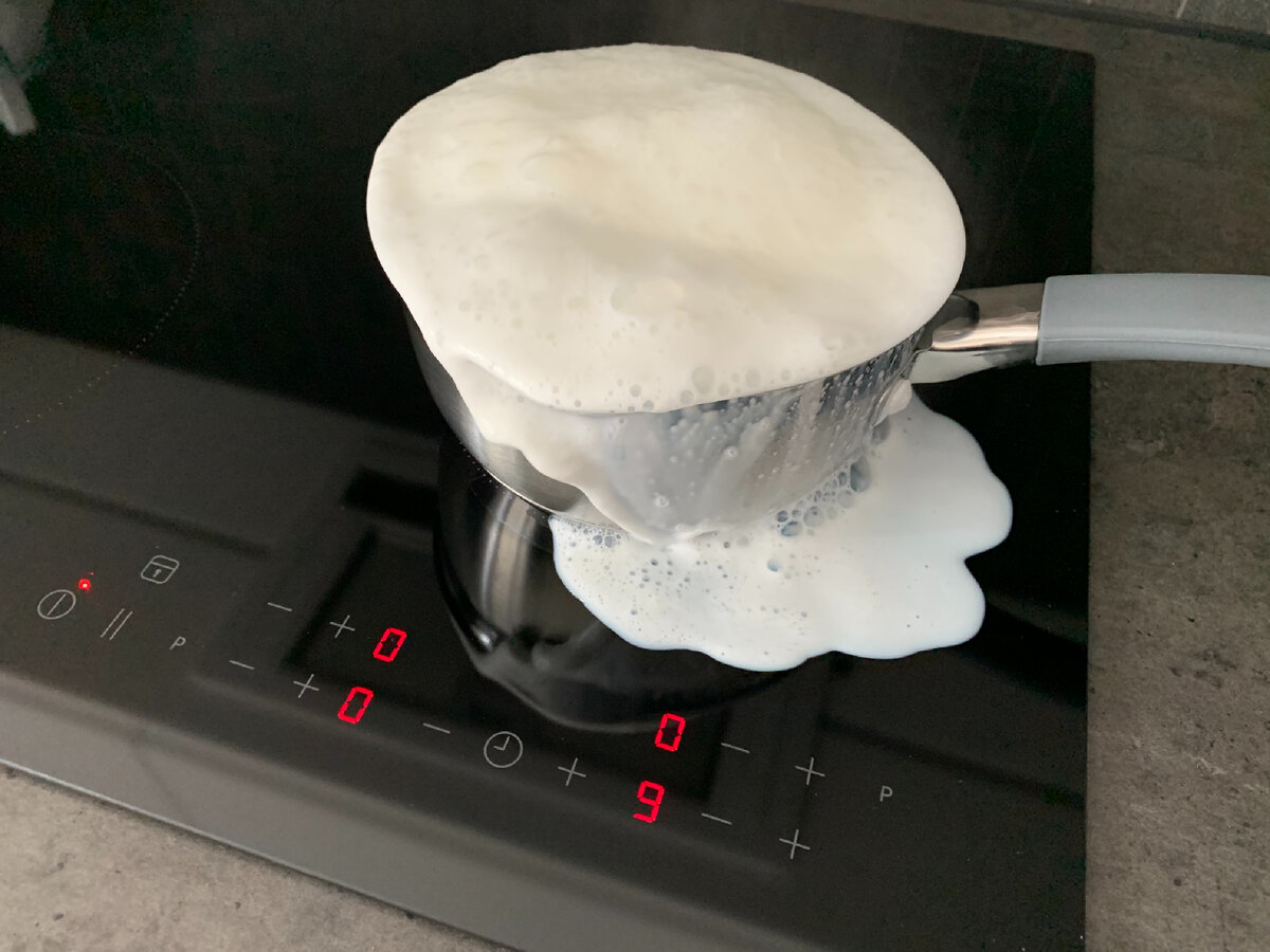 Кажется, молоко убежало…