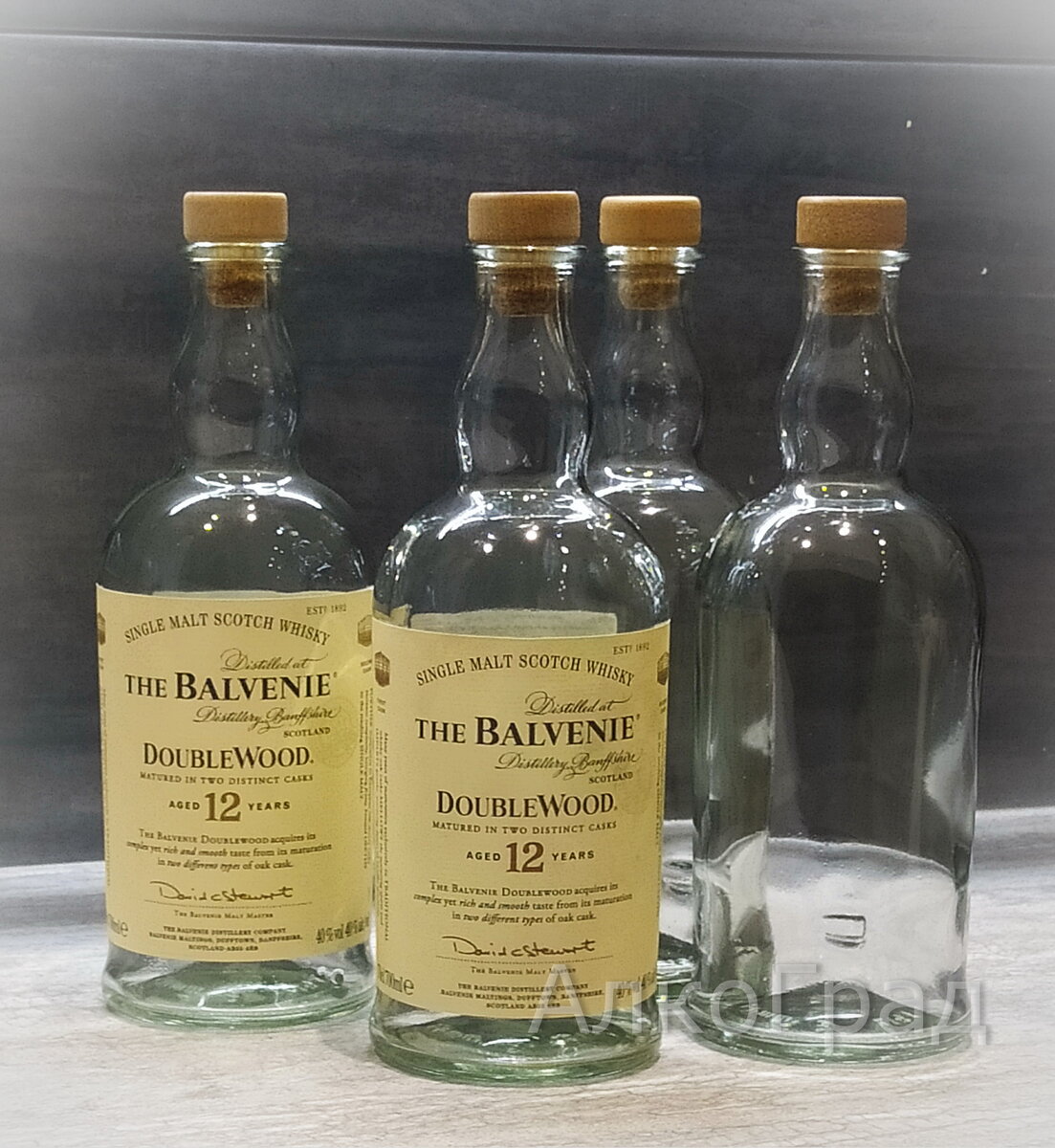 Как очистить бутылку от этикетки. Balvenie 14 этикетка. Этикетка на бутылке как удалить.