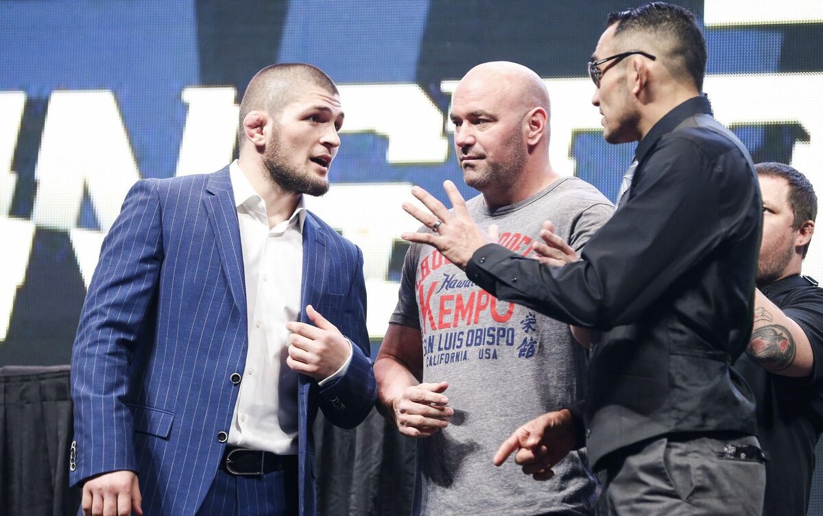 Проклятый бой Фергюсон-Хабиб в 2018 сорвался в 4 раз. И тут шанс подраться с российским бойцом выпал именно Элу Яквинте….