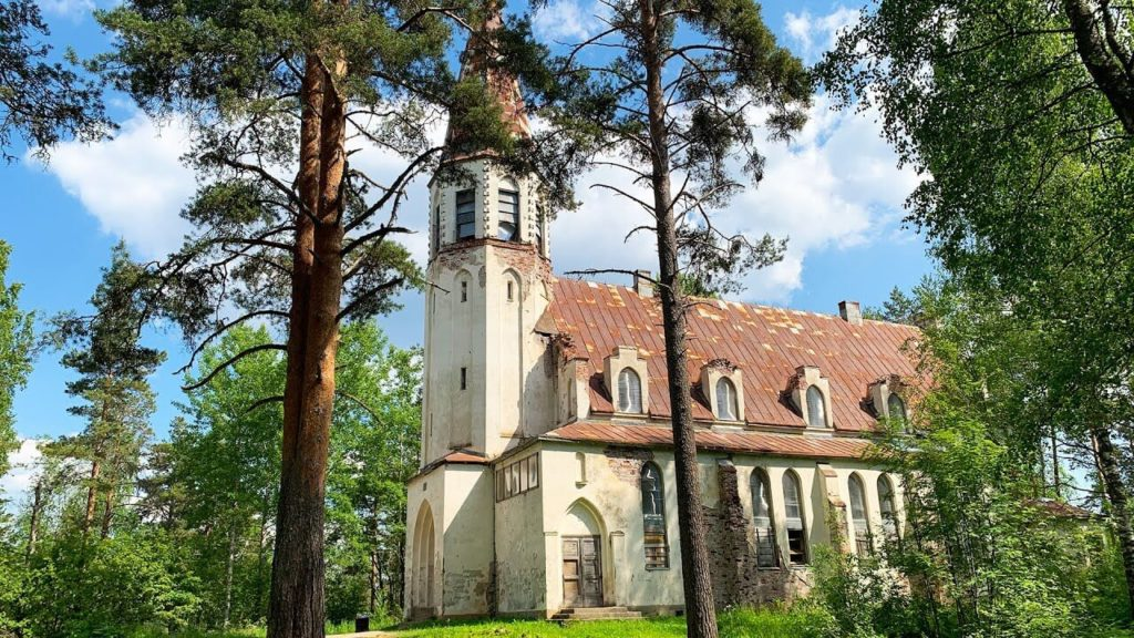 Лумиваара. Лютеранская Церковь Лумиваара. Финская кирха в Лумиваара. Кирха Лумиваара Карелия. Лютеранская кирха Карелия.